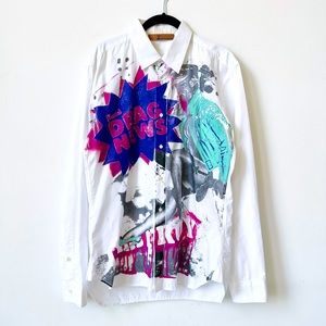 JOHN GALLIANO Shirt Button-Down White with 'Drag News' graphic Galliano on front